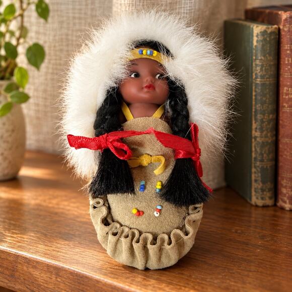 Other - Native American Style Papoose Doll in Beaded Moccasin White Fur Trim Souvenir 6”